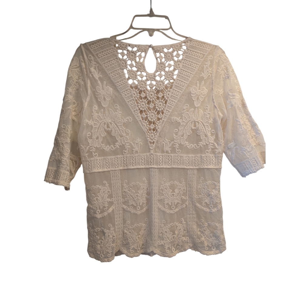 Chic White Lace Blouse for Women By CREAM - Picture 2 of 6